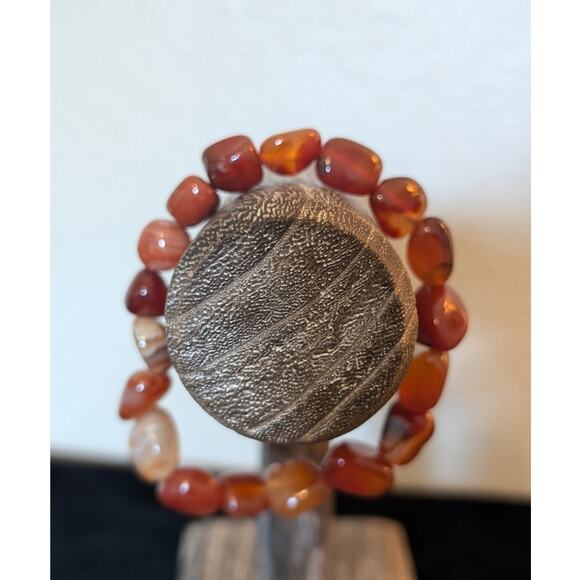 Agate Stone Stretch Bracelet - Picture 2 of 4
